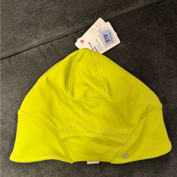 LULULEMON run for it all beanie - Picture 6 of 6